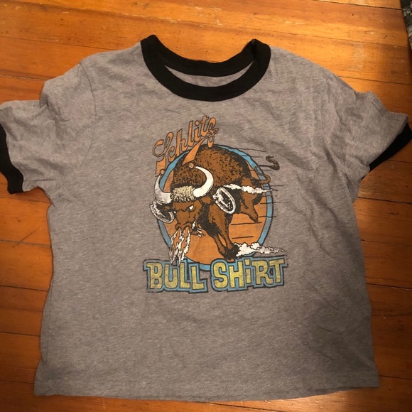 NWOT Urban Outfitters graphic T - Picture 3 of 3